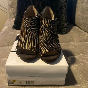 Nine West 10.5M Animal Print Heels